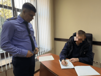 Обманули полицию и страховщика: в Кемерове адвоката и его мать будут судить за мошенничество