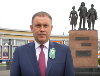 Илья Середюк поздравил кузбассовцев с Днем шахтера