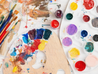 Филиал Русского музея в Кемерове провел для журналистов необычный мастер-класс