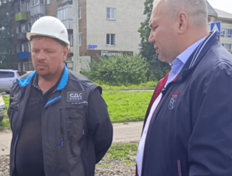 Грузовики растаскивают грязь по дороге: глава Новокузнецка ответил на жалобы жителей Дальнего Куйбышева