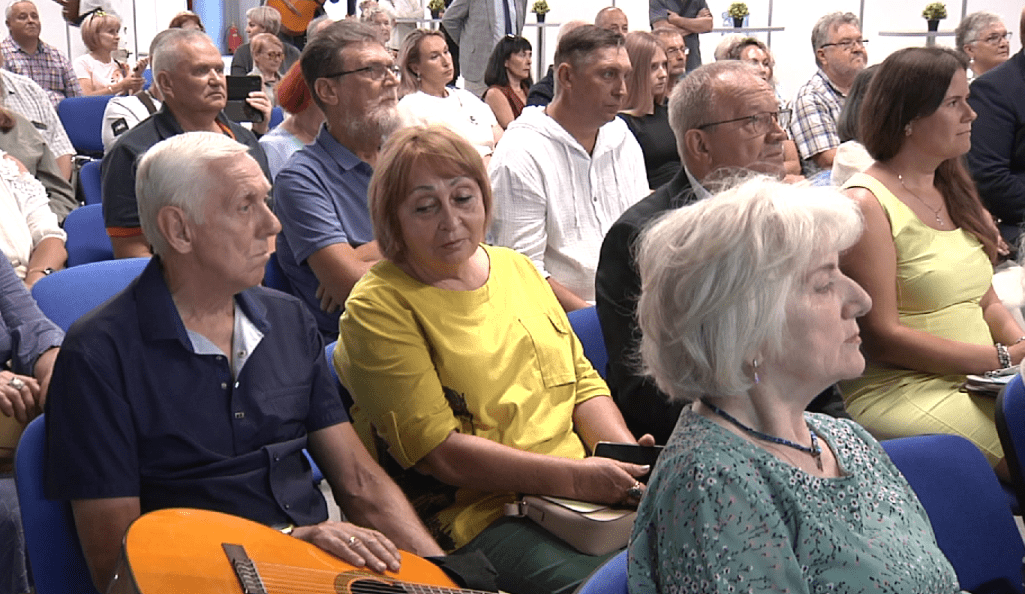 В Новокузнецке открыли музей авторской песни имени Владимира Высоцкого