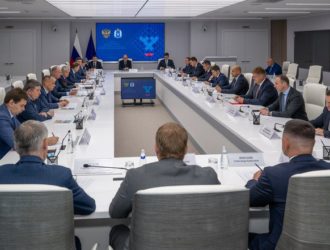 Анатолий Серышев принял участие в обсуждении развития Обь-Иртышского бассейна внутренних водных путей