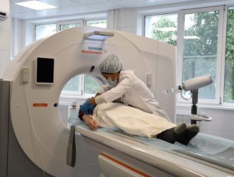 Новый томограф за 75 млн рублей купили для медучреждения в Кузбассе