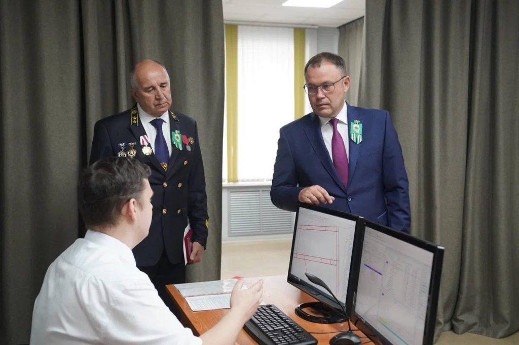 Губернатор Кузбасса вручил награды работникам СУЭК-Кузбасс