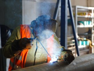 «РаботаДляСВОих»: в Кузбассе ветеранам спецоперации помогают с трудоустройством