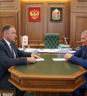 Илья Середюк обсудил благоустройство Таштагольского округа с Андреем Орловым