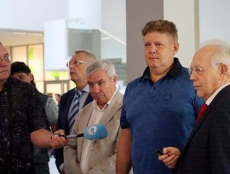 Анатолий Серышев посетил ведущие центры науки и инноваций в Новосибирской области