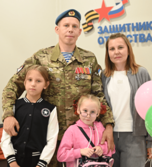 В Кузбассе школьные наборы вручили детям участников спецоперации