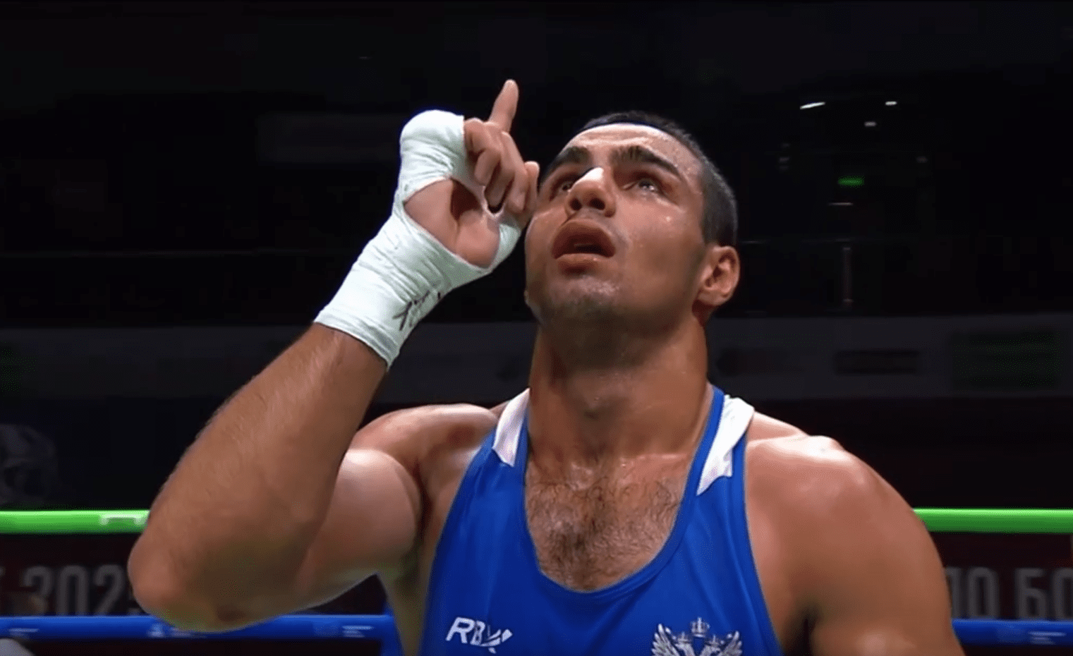 Кузбасский боксер сразится за выход в финал чемпионата России