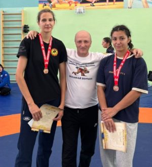 Новокузнечанка Арина Наумова стала призером первенства России по женской борьбе