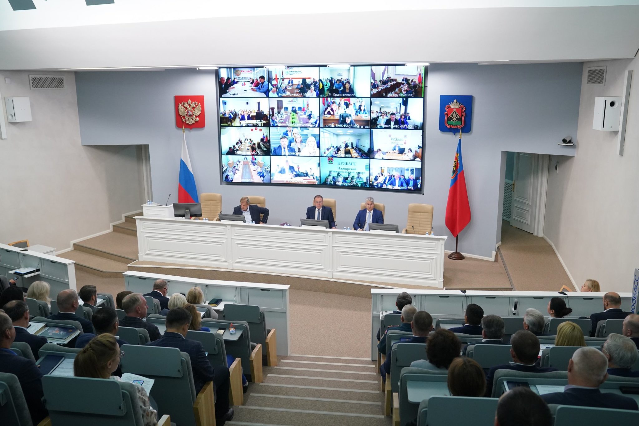 Более 96,5% многоквартирных домов в Кузбассе подготовили к зиме