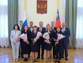 Губернатор Кузбасса вручил награды сотрудникам КузГТУ в честь юбилея вуза