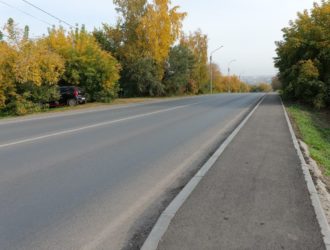 Тротуар достроили в кемеровских Плешках
