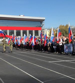 В Кузбассе отмечают День воссоединения ЛНР, ДНР, Запорожской и Херсонской областей с Россией 