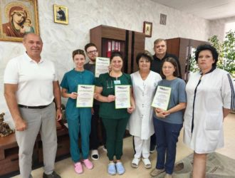 Кузбасских врачей-волонтеров наградили в Горловке