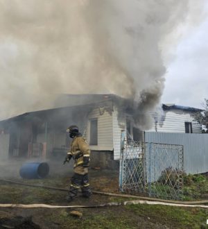 В Беловском округе ликвидирован пожар в жилом доме и бане