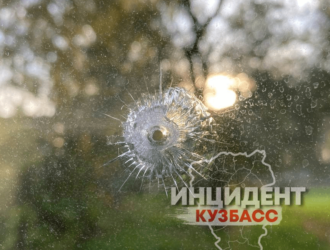 Соцсети: в Салаире подростки 1,5 месяца кошмарят жителей, стреляя по окнам