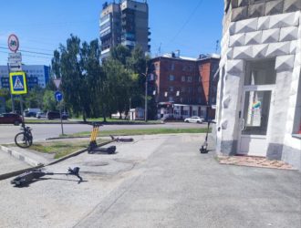 Новокузнецкие депутаты решили призвать к ответу тех, кто бросает электросамокат где попало и нарушает порядок