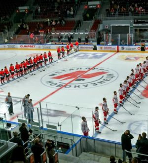 «Кузнецкие Медведи» начали регулярный чемпионат с поражения