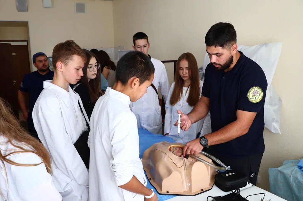 «Малая медицинская академия Кузбасса» вновь открывает двери в увлекательный мир медицины
