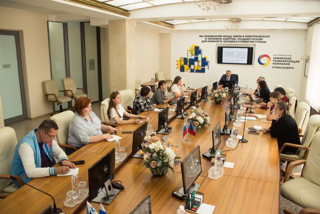 Помощники-роботы и масштабные реконструкции: как СГК подготовилась к новому отопительному сезону в Кузбассе