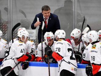 «Кузнецкие Медведи» с минимальным разрывом проиграли матч в Омске