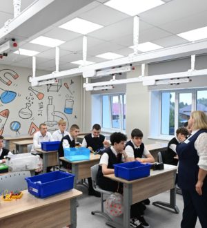 Шесть капитально отремонтированных школ открыли в Кузбассе в День знаний