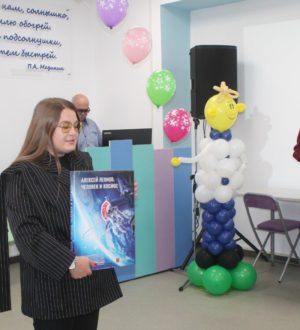 Капитально отремонтированную библиотеку открыли в поселке Промышленная