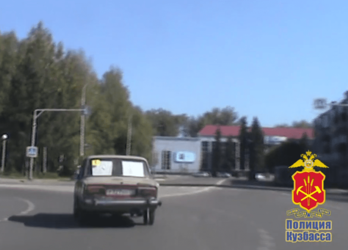 Два уголовных дела и 19 протоколов: в Междуреченске задержали угонщика