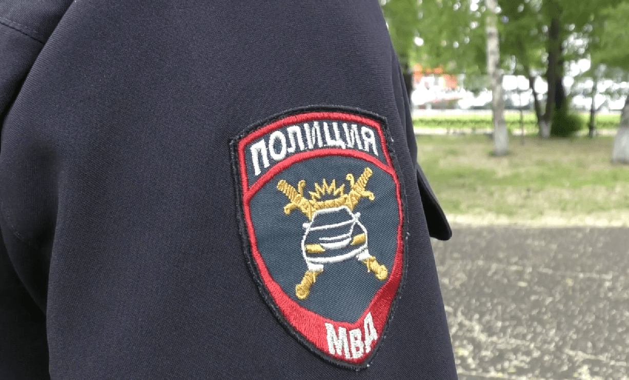 В Прокопьевске девочки-подростки украли мороженое на 8 тысяч рублей и съели
