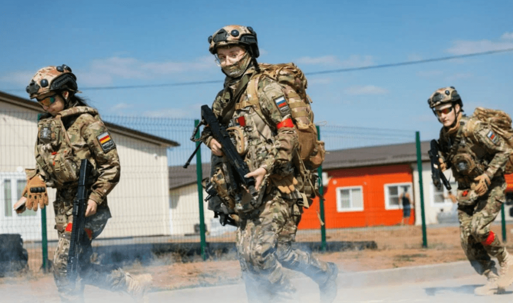 Кузбасская команда завоевала призовые места на Всероссийской военно-патриотической игре «Зарница 2.0».