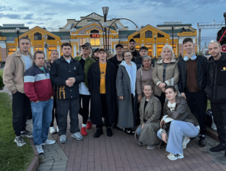 Прокопьевский Ленком отправился на Большие гастроли в Хакасию