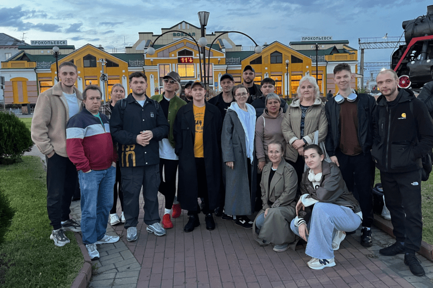 Прокопьевский Ленком отправился на Большие гастроли в Хакасию