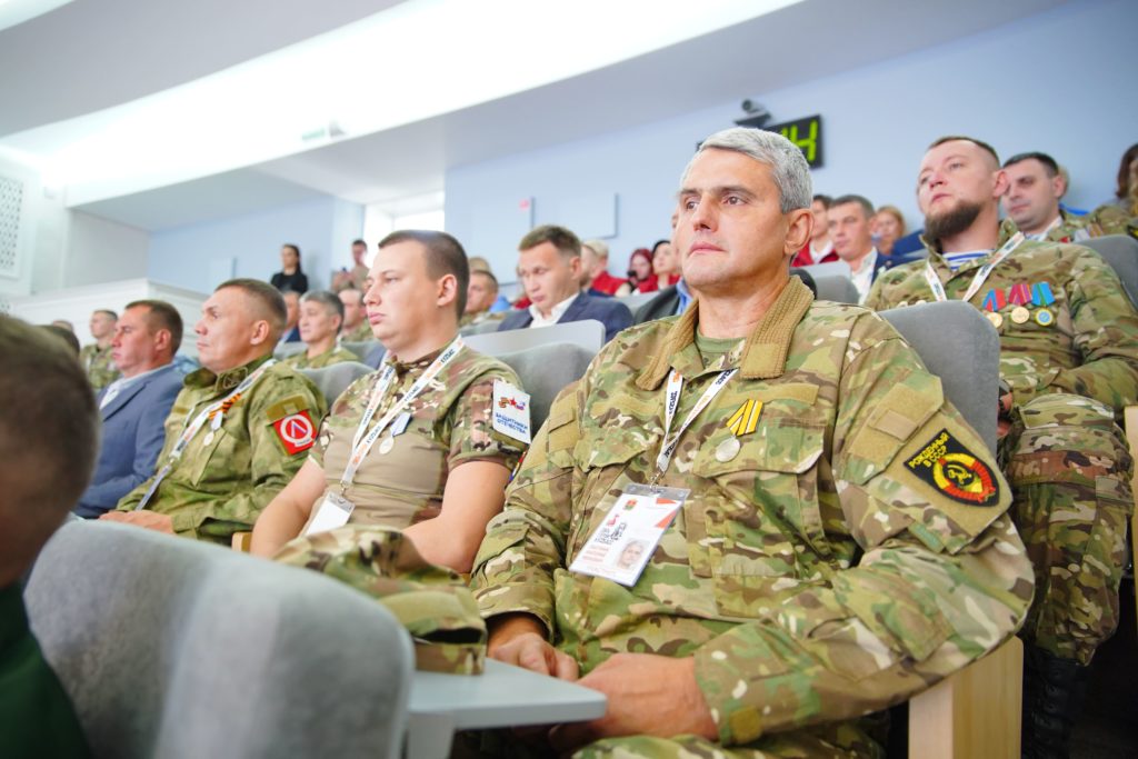 Илья Середюк открыл учебную часть проекта «СВОи Герои. КуZбaсс»