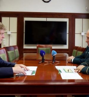 Полпред Анатолий Серышев провел рабочую встречу с руководителями таможенных органов СФО