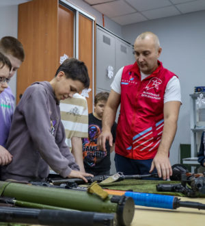 Мобильный ДОМ ЮНАРМИИ продолжает работу в Кузбассе