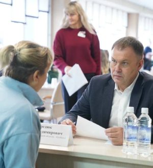 Илья Середюк провел личный прием участников СВО и их родных