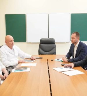 Илья Середюк обозначил задачи перед новым главврачом Междуреченской горбольницы