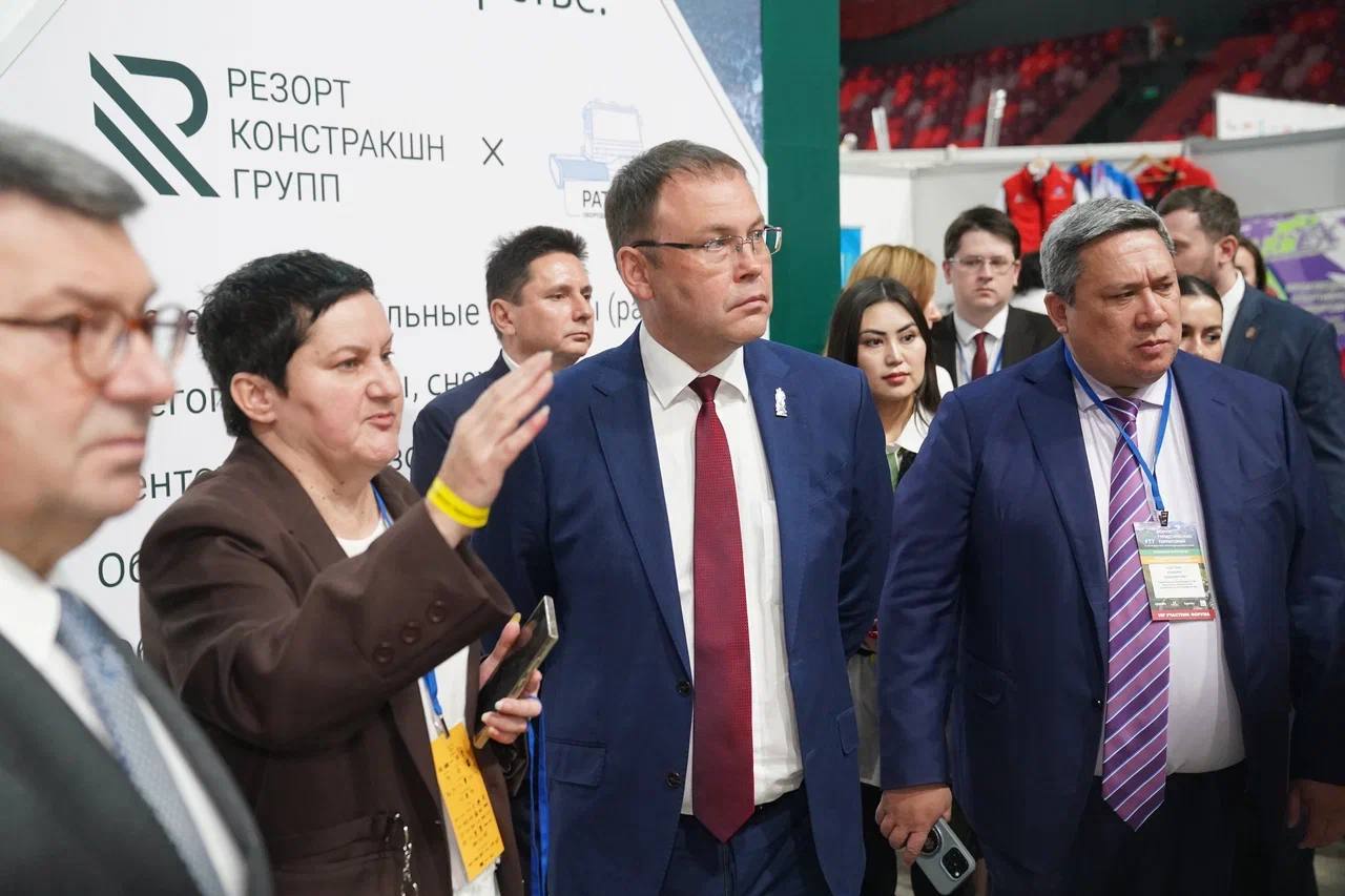 Делегация из Кузбасса представила туристический потенциал региона на форуме в Москве