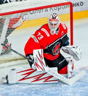 Два спасения голкипера «Металлурга» попали в топ-10 лучших сэйвов ВХЛ