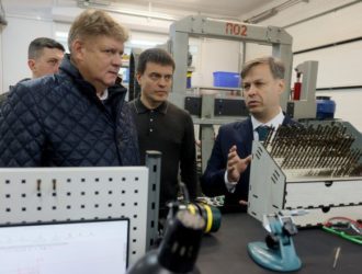 Анатолий Серышев ознакомился с передовыми разработками ученых Сибирского отделения РАН в Красноярске