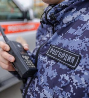 В кемеровскую школу-интернат проник пьяный мужчина и устроил беспорядок