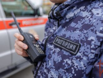 В кемеровскую школу-интернат проник пьяный мужчина и устроил беспорядок