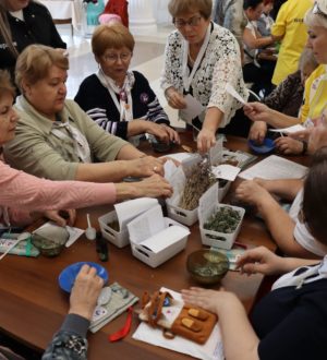 VI региональный форум «серебряных» волонтеров стартовал в Кузбассе