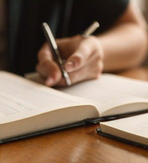 Исследование: пик когнитивных и личностных способностей наступает в 55–60 лет