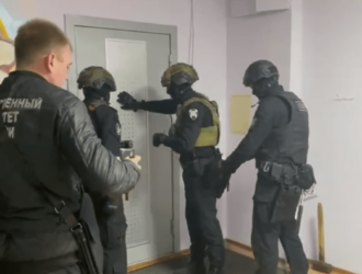 В Осинниках высокопоставленных чиновников и директоров двух фирм обвиняют в мошенничестве в особо крупном размере