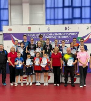 Юные кузбасские теннисистки завоевали медали на межрегиональном турнире в Абакане