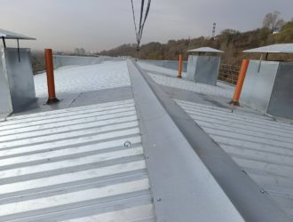 В Новокузнецке завершен капитальный ремонт кровли на улице Шункова