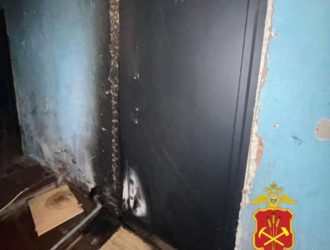 В Таштаголе мужчина поджег дверь квартиры бывшей сожительницы