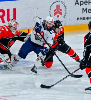 Новокузнецкий «Металлург» в трудной борьбе одержал победу над «Олимпией»
